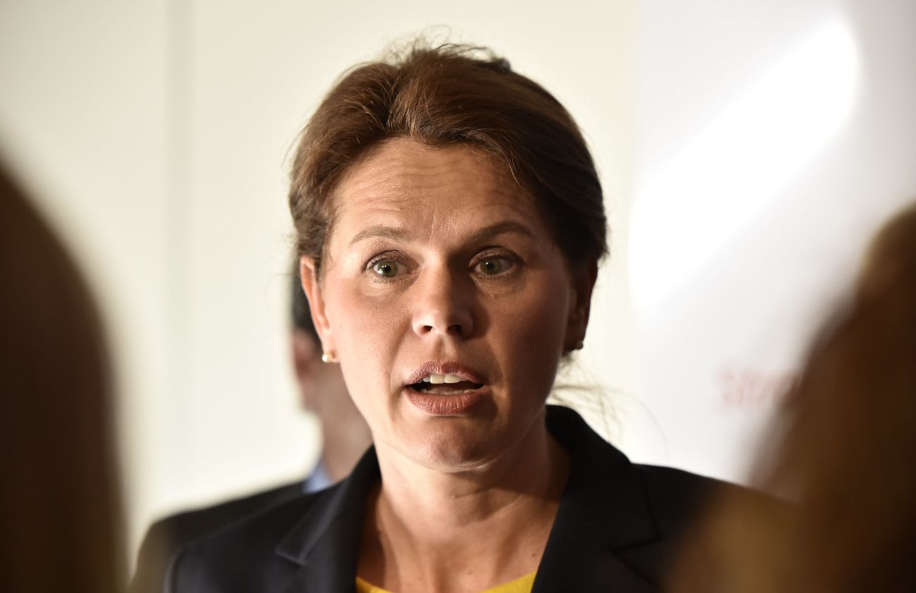 alenka bratusek bobo.jpg