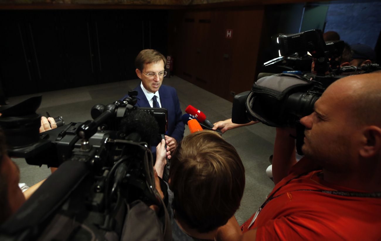 miro cerar mediji kamere novinarji.jpg