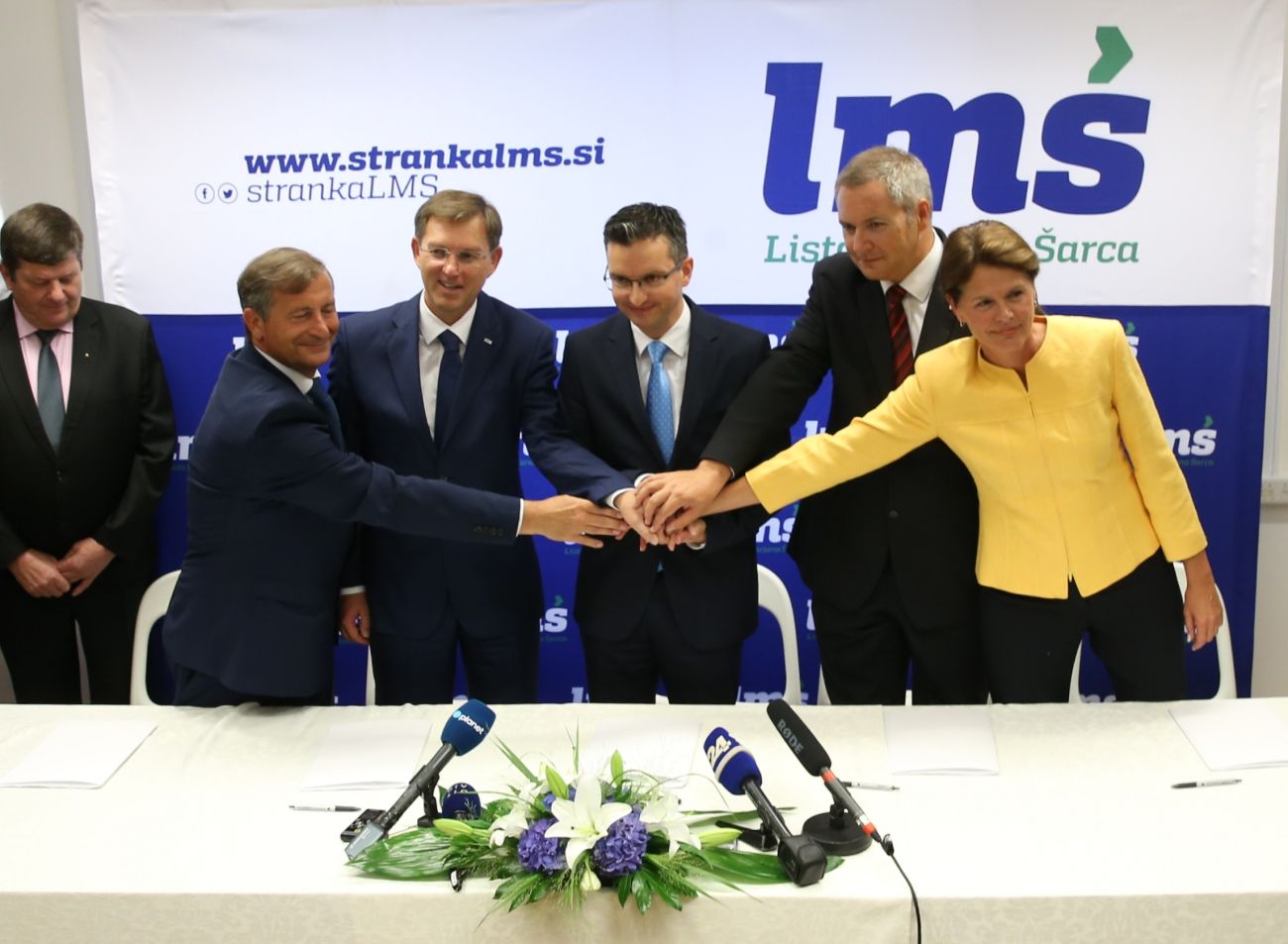 sarec zidan bratusek cerar erjavec pl.jpg