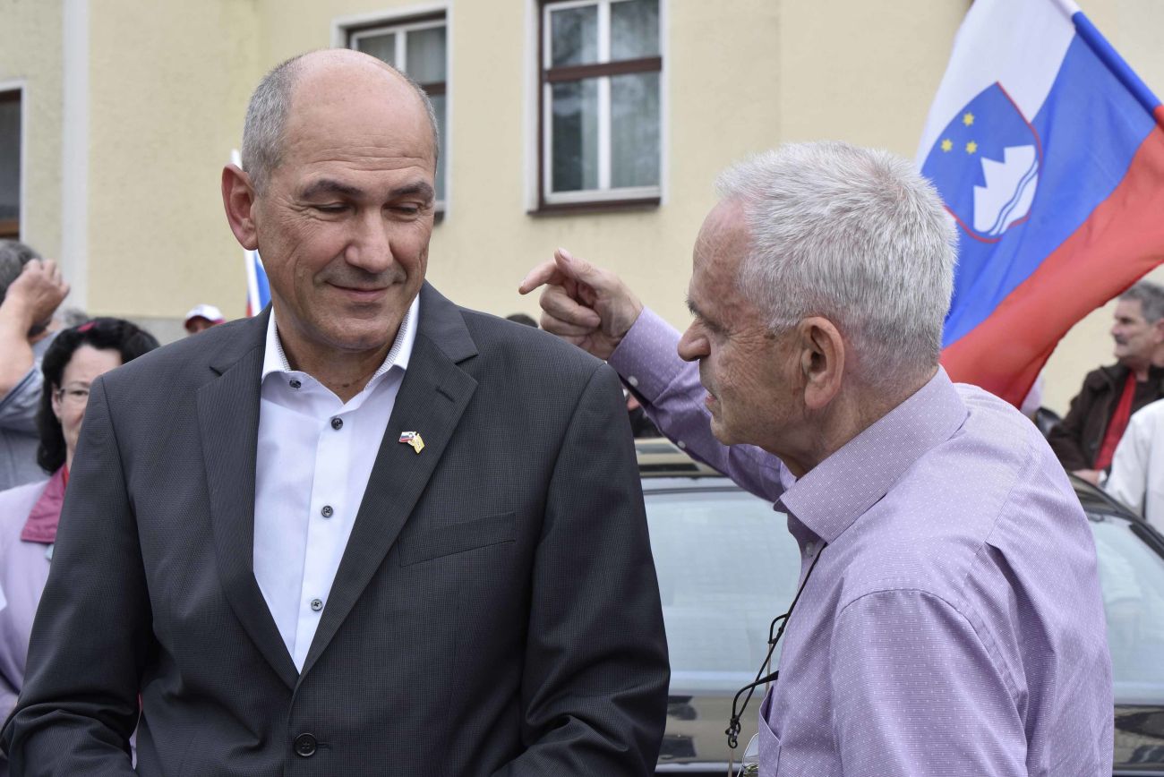 črnomelj, protest, peticija, shod, azilna zakonodaja, janez janša, vili kovačič