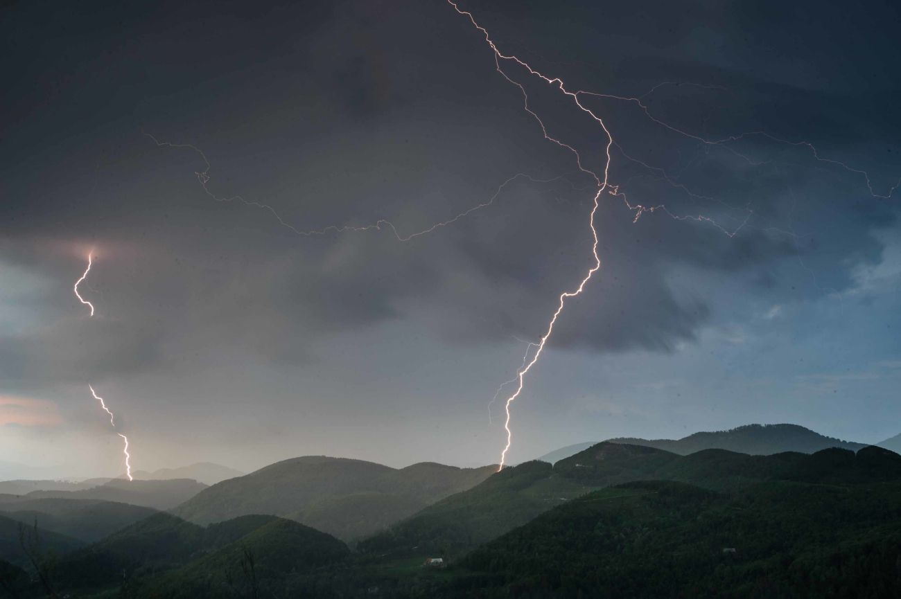 nevihta neurje strele bobo.jpg