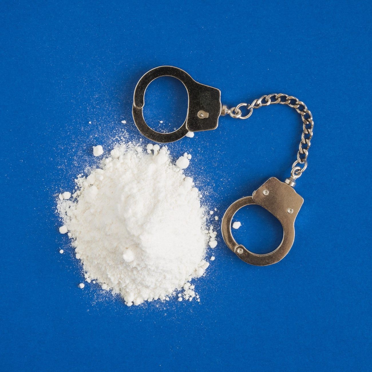 kokain mamila droge lisice aretacija.jpg