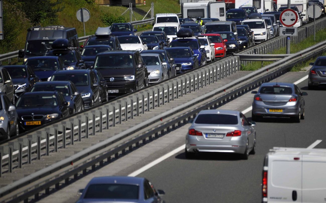 zastoj kolona promet avtocesta bobo3.jpg