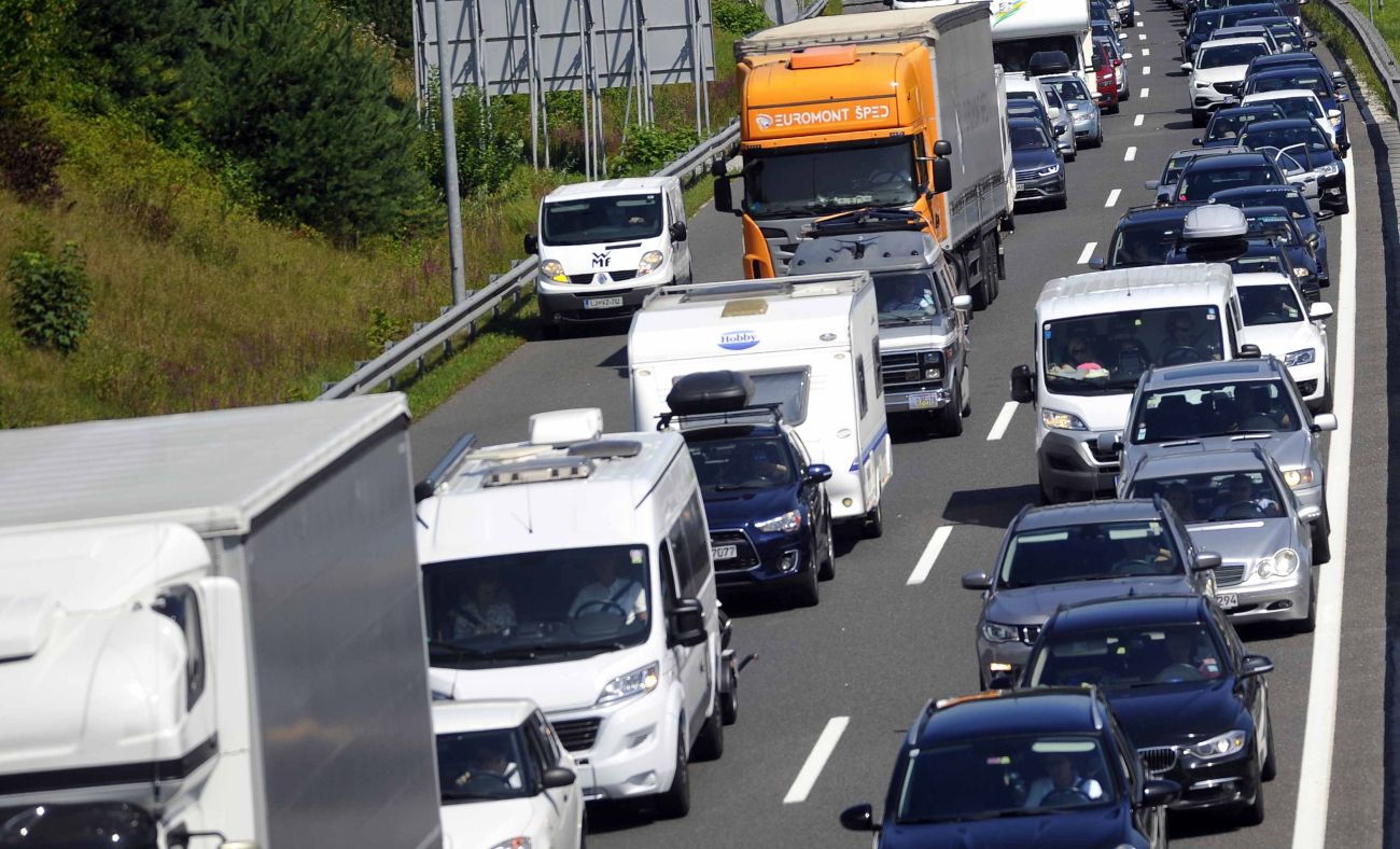 zastoj kolona promet avtocesta bobo2.jpg