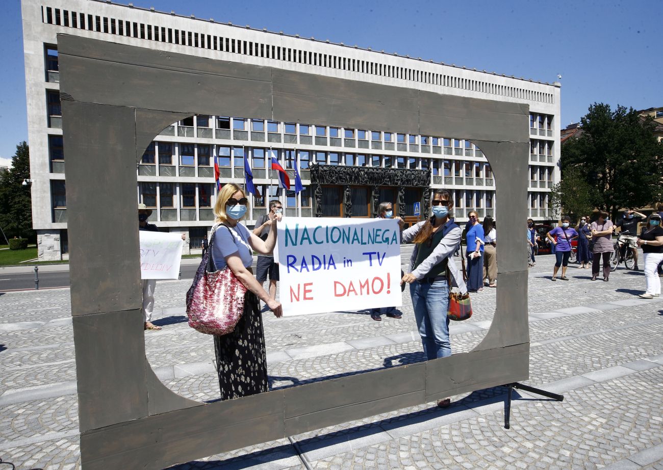 mojca pasek-bobo.jpg