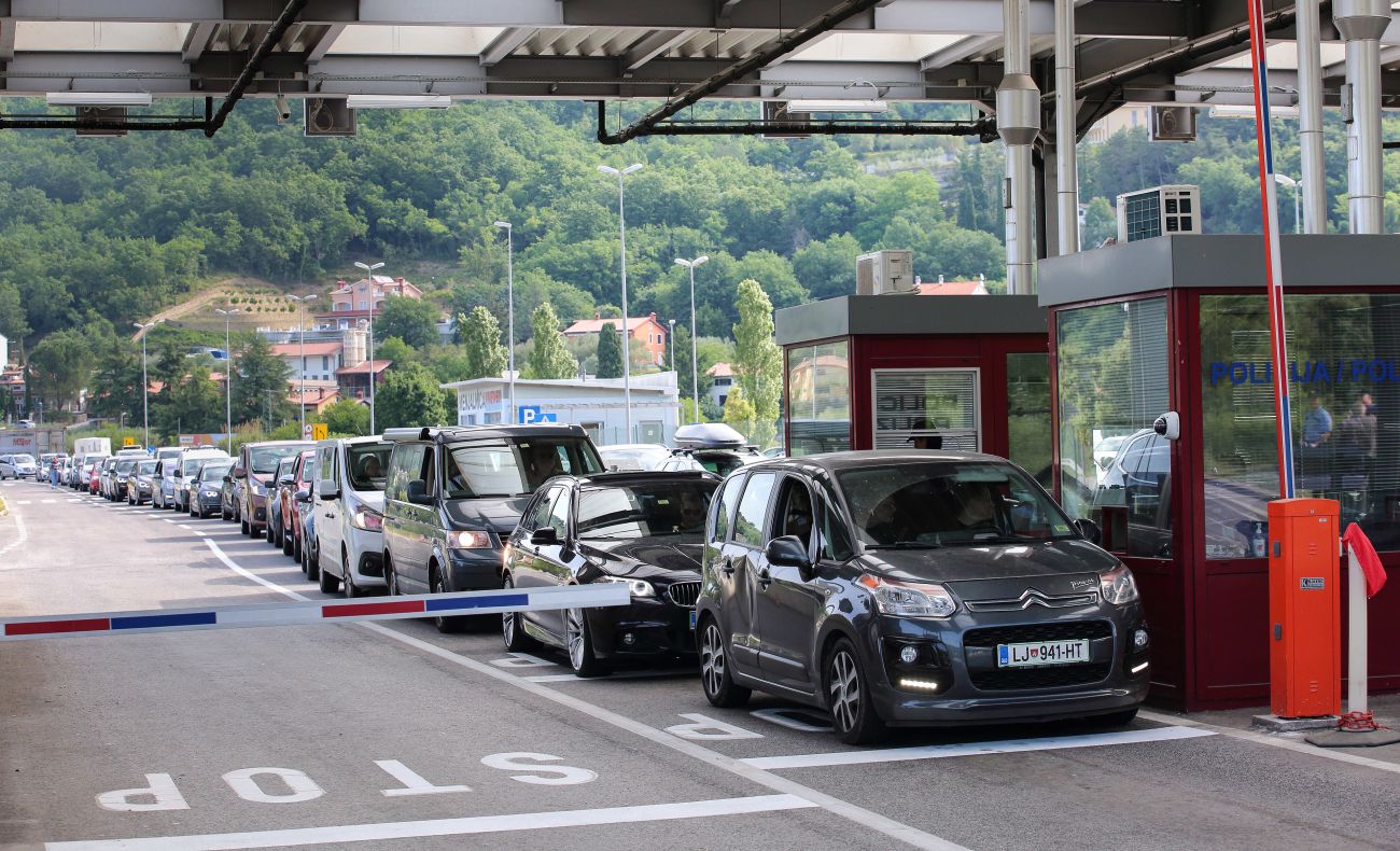 meja mejni prehod dragonja bobo2.JPG