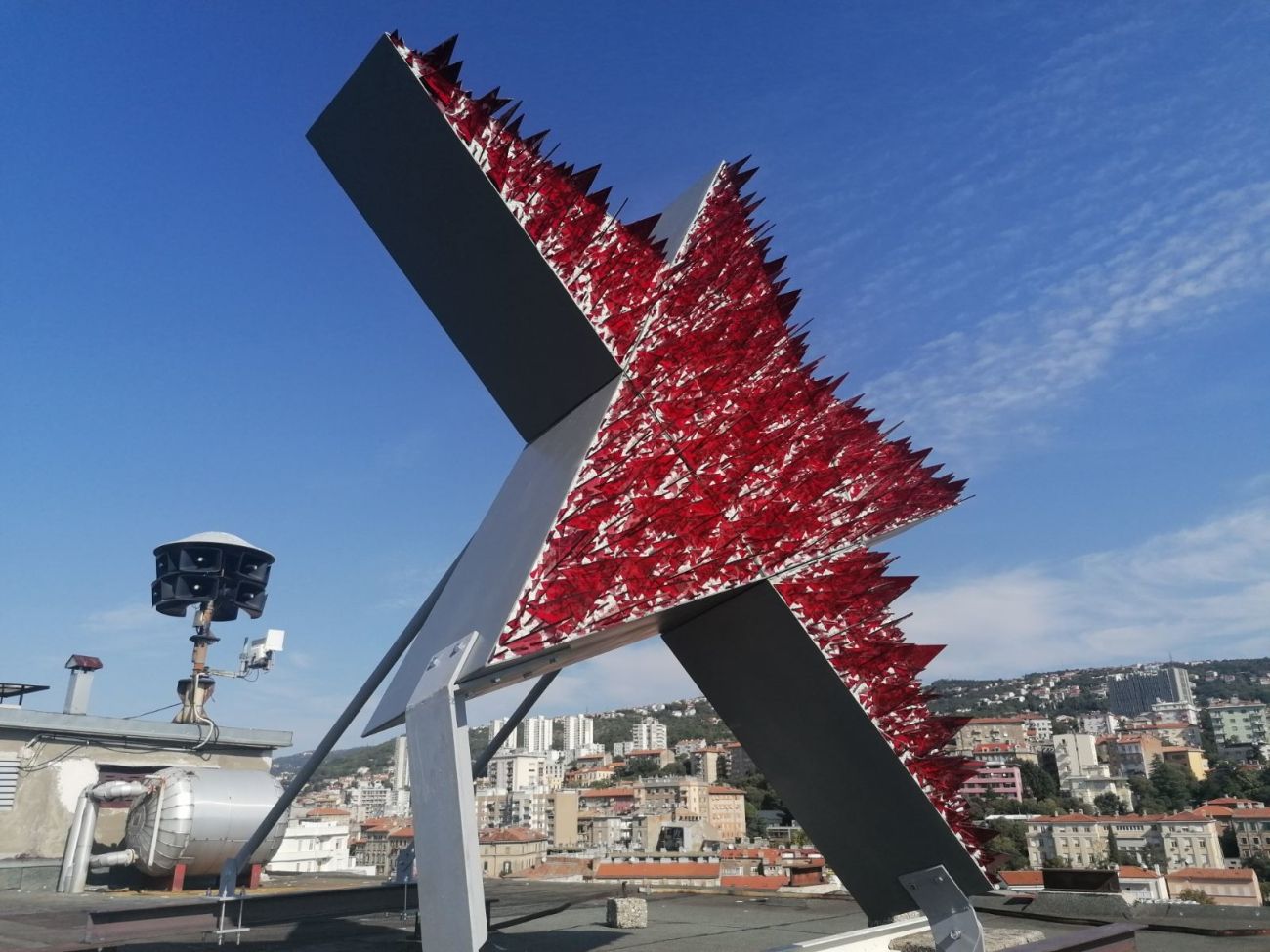 rdeca zvezda reka fb.jpg