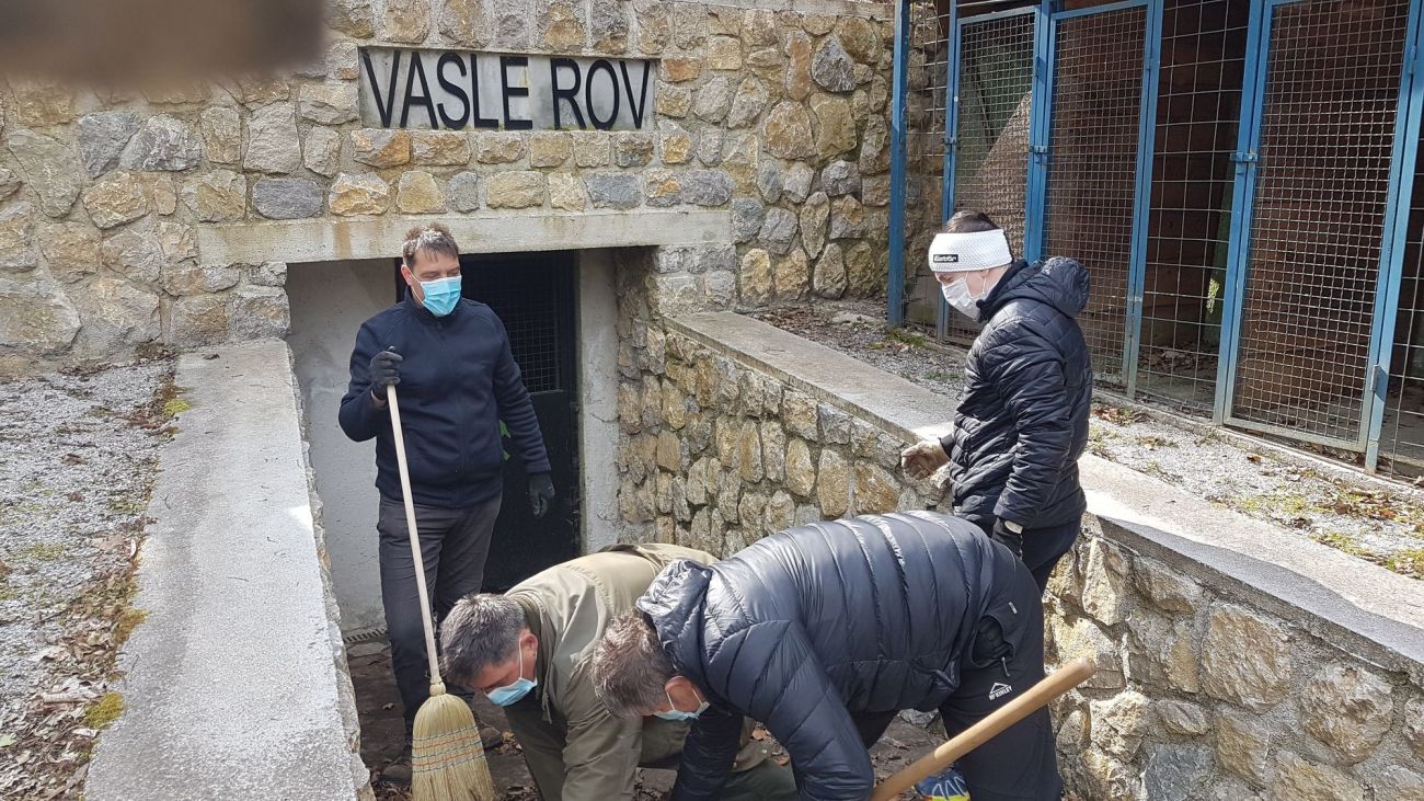 AKCIJA VASLE ROV ZGORAJ.jpg