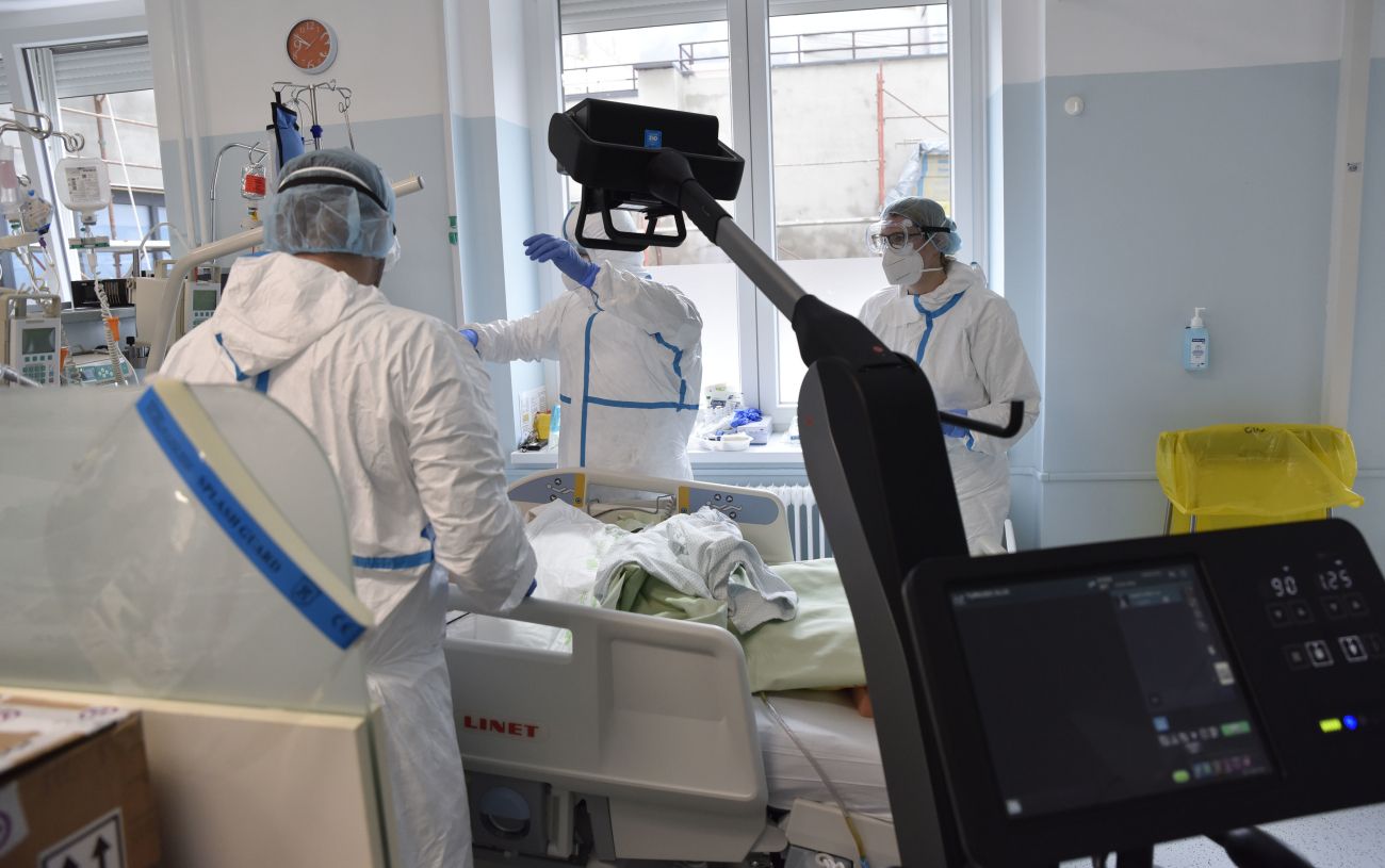 epidemija, splošna-bolnišnica-jesenice, koronavirus, covid-19, november, 2021