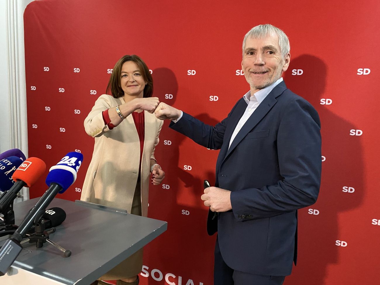 sandi cesko tanja fajon sd.jpg