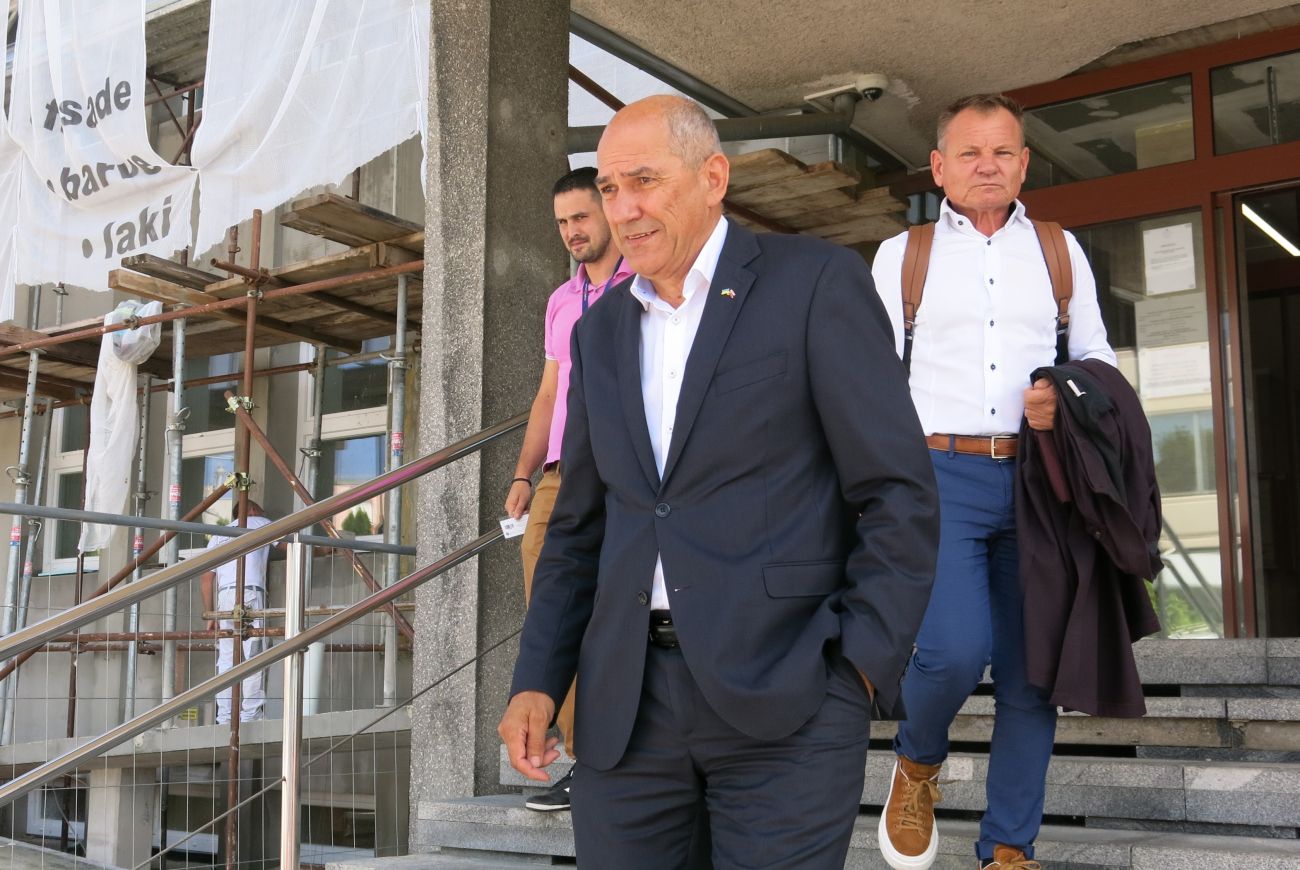 jansa matoz sodisce bobo.jpg