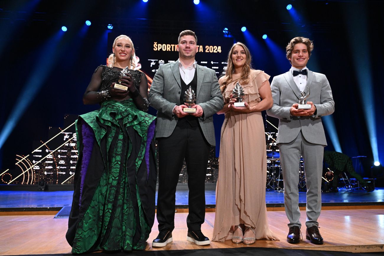 Janja Garnbret Toni Vodišek Andreja Leški Žiga Lin Hočevar.jpg