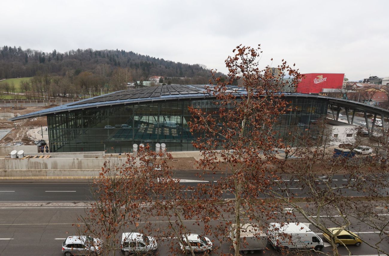 sporrtni center ilirija bazen pl.jpg