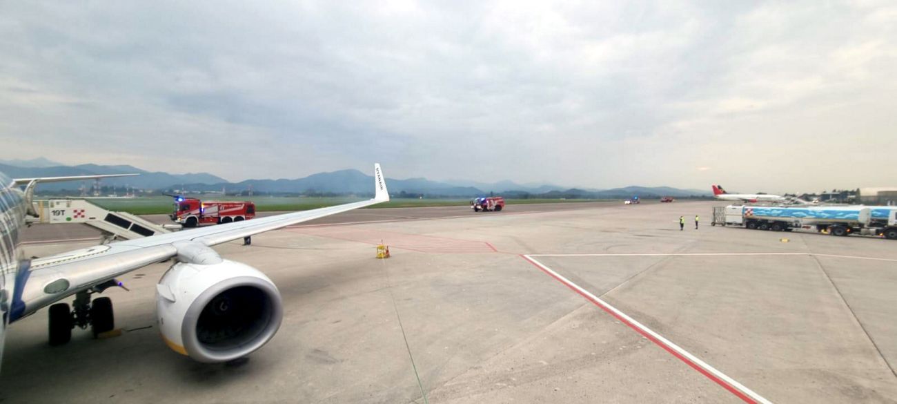 bergamo letalisce letalo.jpg