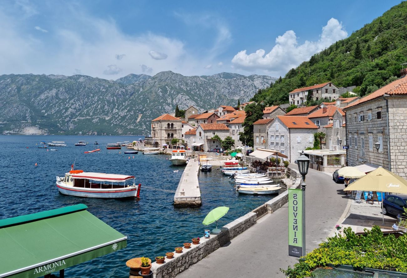 peras crna gora boka kotorska.jpg