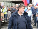 Razvpiti Tomašič spet hujskal na srečanju podpornikov Janševe TV: Če bodo na nas streljali s pištolo, bomo mi z mitraljezom nazaj!