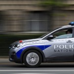pariz policijski avto