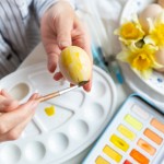 barvanje-pirhov, velikonocni-pirhi