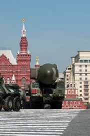 Rusija bo ob meji z Ukrajino preigravala scenarije uporabe jedrskega orožja