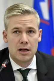 Savšek brez podpore koalicije za vodenje Banke Slovenije