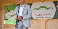 Brez opisa