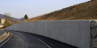 2_Obcestni zid na Tomsicevi (2)