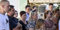 predaja-defibrilatorja-na-planini-pri-raki