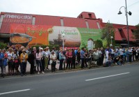 (FOTO) V Lendavi "trgalo" več kot 2500 ljudi 