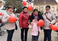 (FOTO) Rdeči baloni preplavili Mursko Soboto