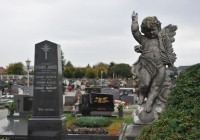 (FOTO) Svojcem so se poklonili tudi na pokopališču v Murski Soboti