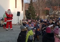 (FOTO) Božiček je obiskal otroke v Lendavi