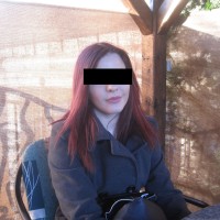 19-letno dekle v primezu bolgarskih Romov - 2