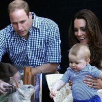 Princ George z družino