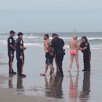 plaža, aretacija