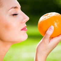 Vonj, vohati, ženska, sadje, pomaranča