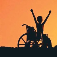 invalid otrok voziček