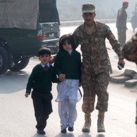 pakistan talibani šola