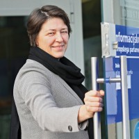 violeta bulc