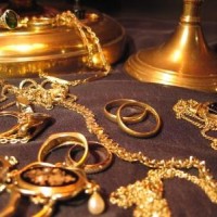 zlatnina zlato nakit zaklad denar tony