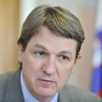 Dr. Janez Šušteršič