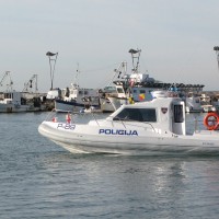 policijski čoln gumica policija