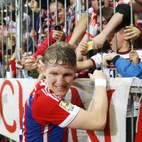 907-14-15-schweinsteiger re