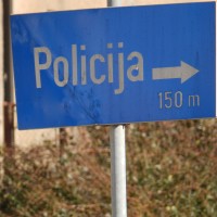 policija