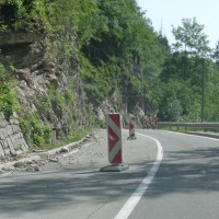 Nevarni podori na cesti Godovič-Idrija