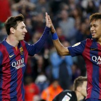 943-16-17-messi-neymar re