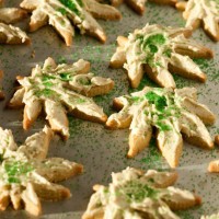 Weed-Cannabis-Leaf-Butter-Cookies-1024x682