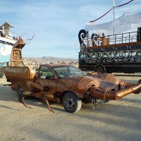 Avto iz Mad Maxa