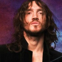 Frusciante je zapustil RHCP