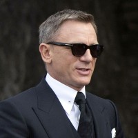 Daniel Craig