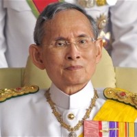 King-Bhumibol-Adul_2993201b